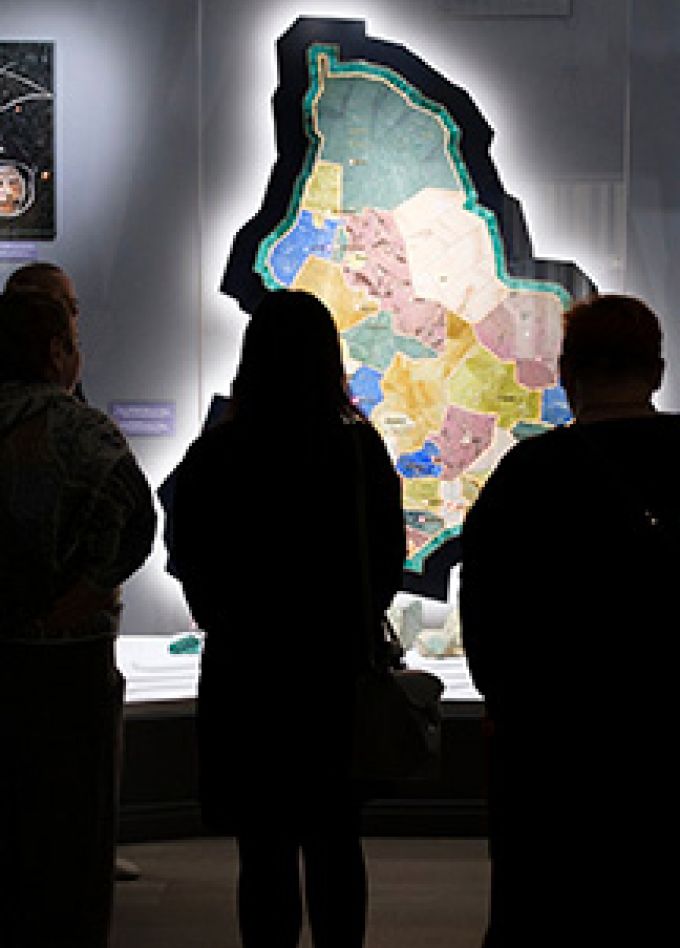 Обзорные экскурсии в Музее истории камнерезного и ювелирного искусства