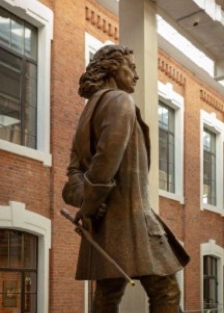 Экспозиция  "Мир сюрреализма"