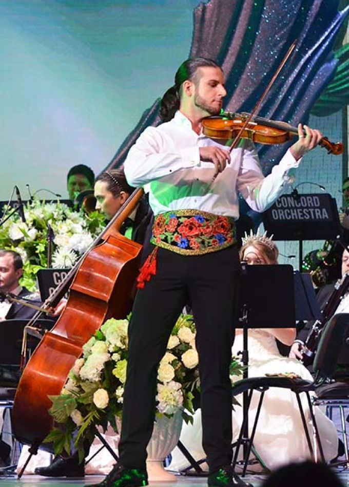 Новогоднее шоу «Белоснежный бал Иоганна Штрауса» CONCORD ORCHESTRA